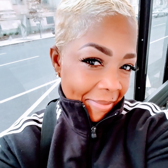 Meet your Posher, Francina - Picture 1 of 1